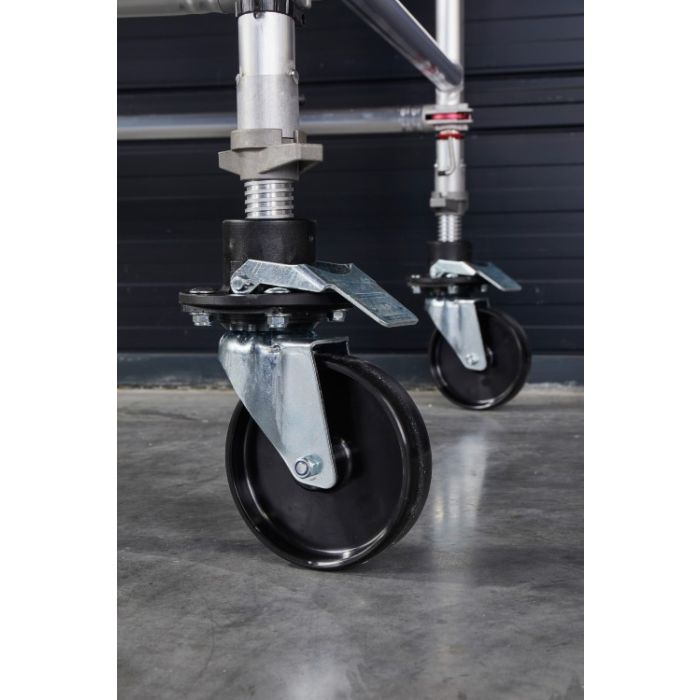 Altrex RS52-S 4.20 werkhoogte 1.35 x 2.45 Fiber-Deck platform